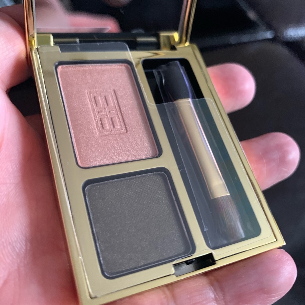 Elizabeth Arden Dual Eyeshadow - NEW!